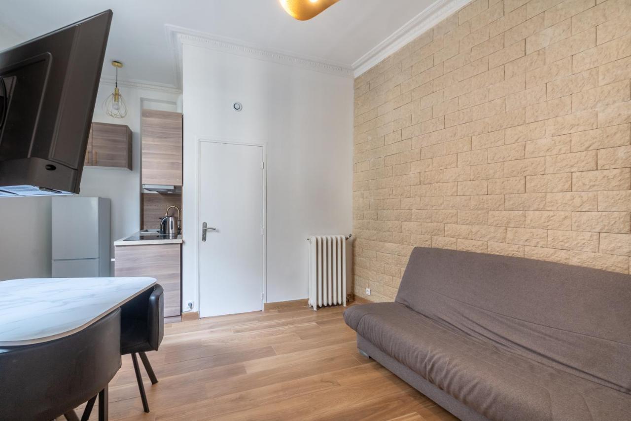 Metro Alexandre Dumas Appartement Parijs